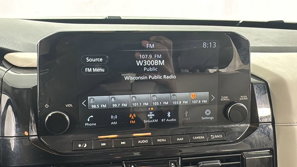 Used 2025 Nissan Pathfinder SL image 27