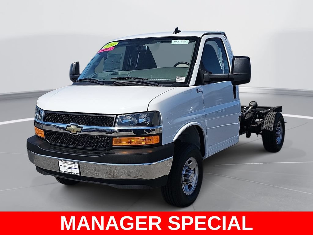 New 2023 Chevrolet Express 3500 w/ Power Convenience Package RWD image 3