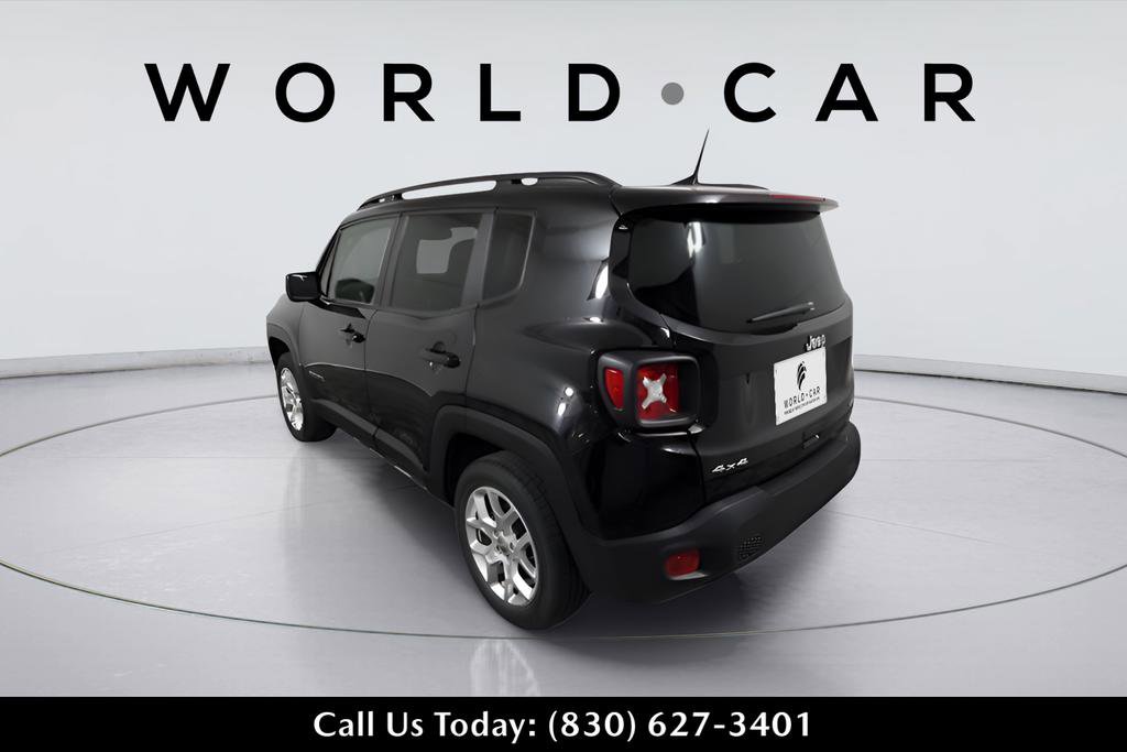 Used 2018 Jeep Renegade Latitude w/ Safety & Security Group AWD/4WD image 5