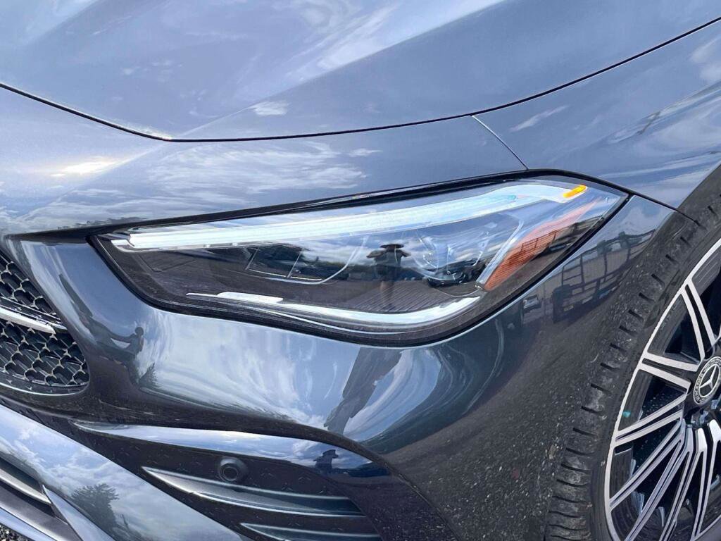 New 2026 Mercedes-Benz CLE 300 4MATIC Coupe image 13