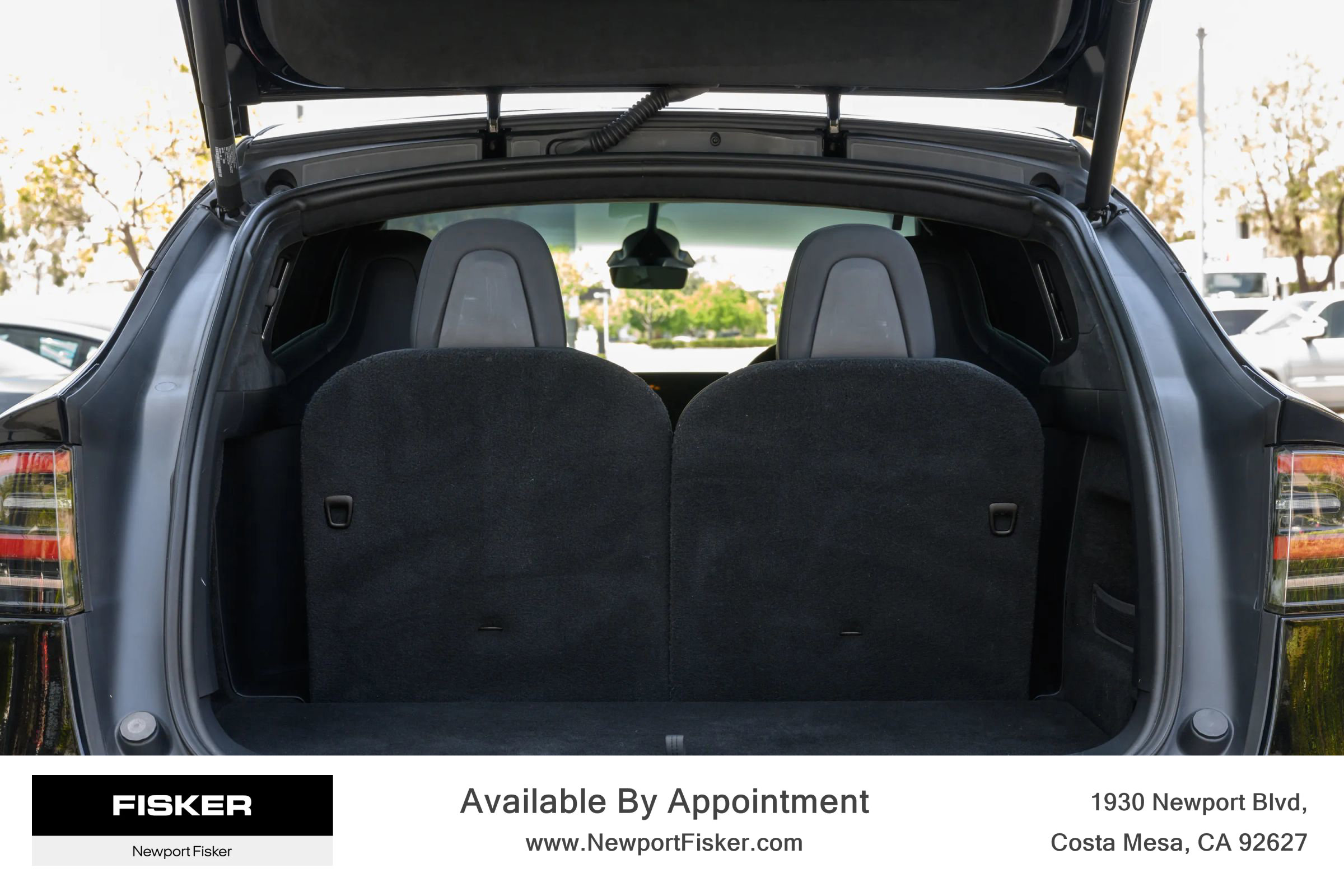 Used 2022 Tesla Model X image 24