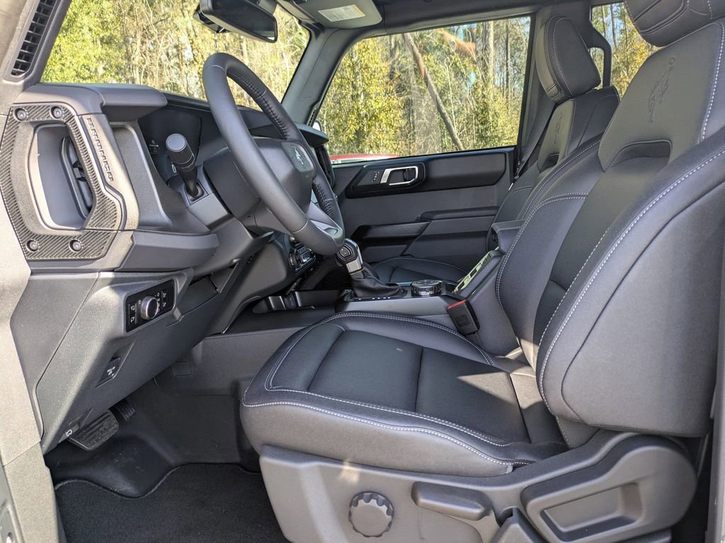 New 2025 Ford Bronco Badlands image 14