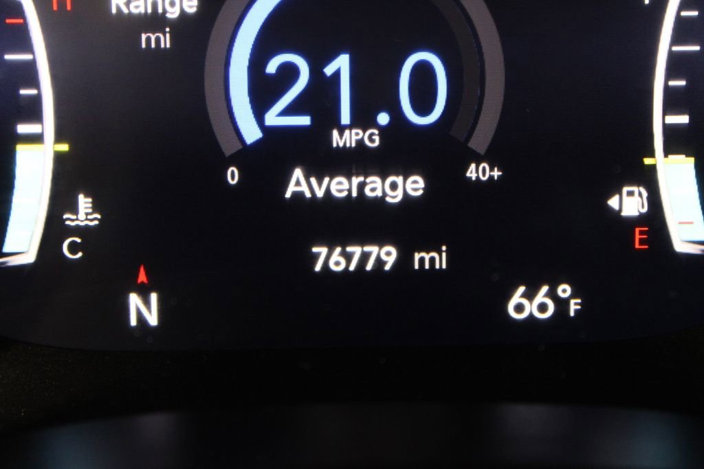 Used 2017 Chrysler Pacifica Limited w/ UConnect Theater Package image 28