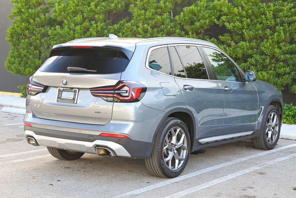 Used 2024 BMW X3 xDrive30i w/ Convenience Package AWD/4WD image 4