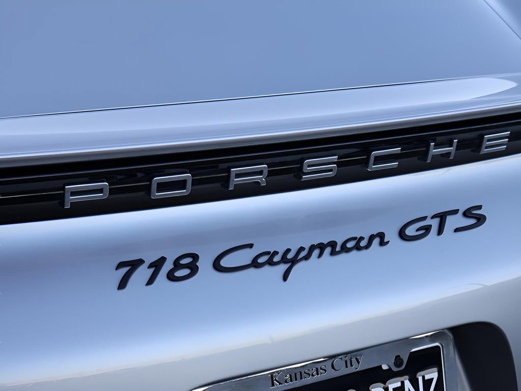 Used 2025 Porsche 718 Cayman GTS image 8