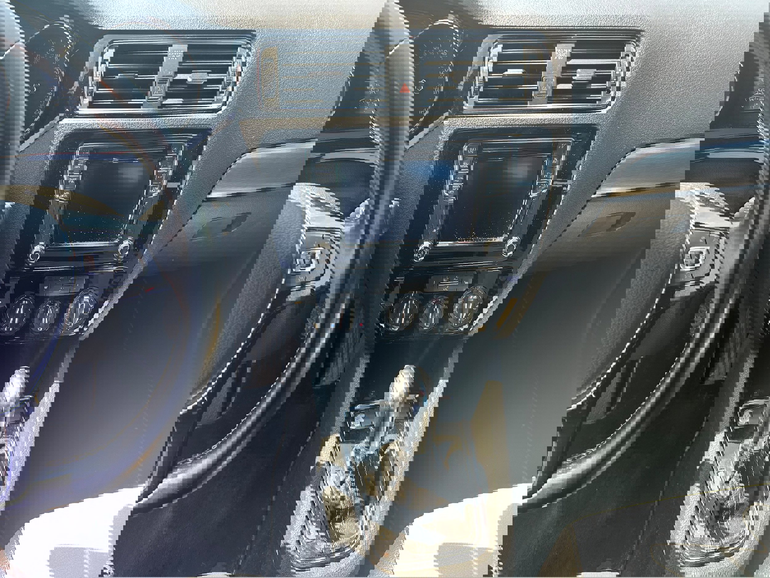 Used 2016 Volkswagen Jetta Sport image 8