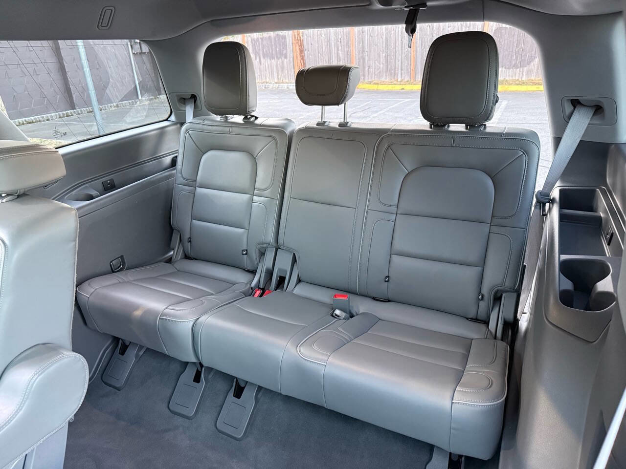 Used 2018 Lincoln Navigator Reserve AWD/4WD image 10