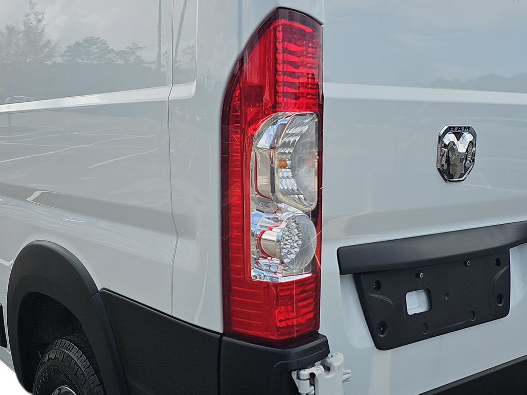 Used 2025 RAM ProMaster 2500 w/ Convenience Group FWD image 33