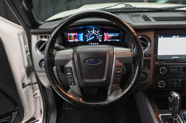 Used 2017 Ford Expedition Max Platinum AWD/4WD image 23