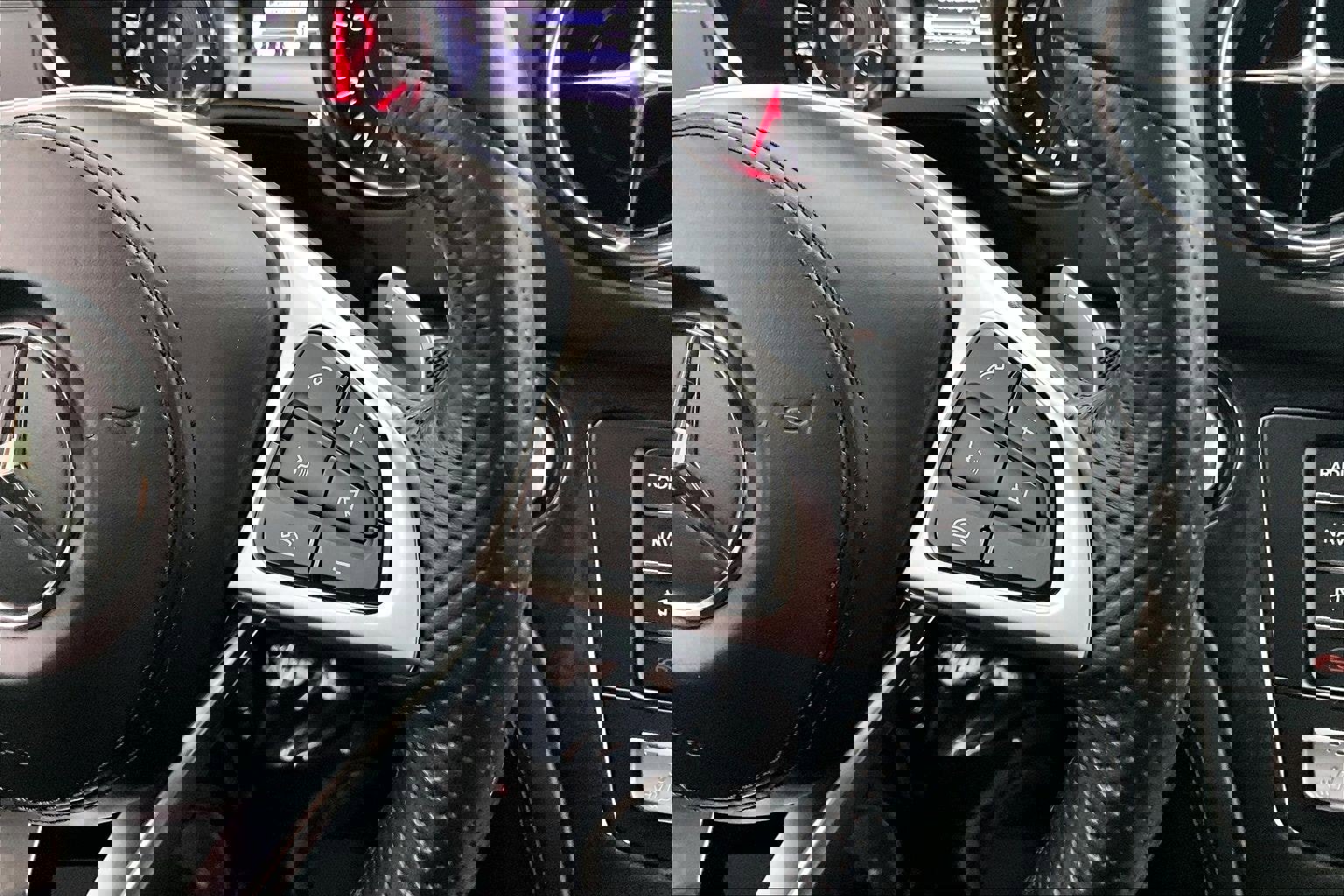 Used 2018 Mercedes-Benz SL 450 image 22