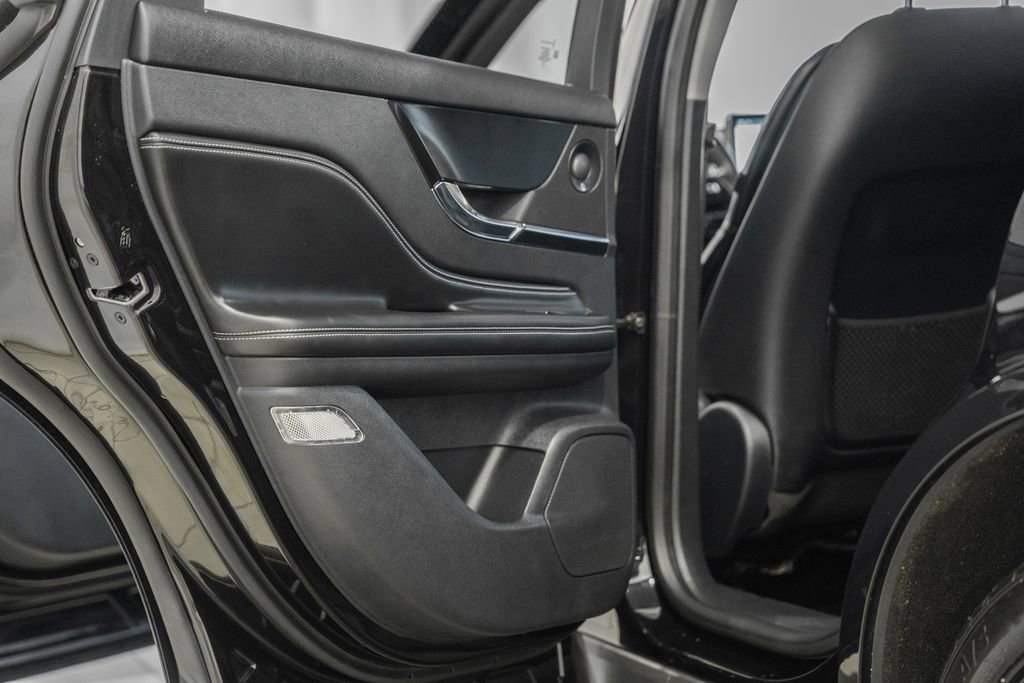 Used 2021 Lincoln Corsair Reserve w/ Equipment Group 201A AWD/4WD image 43