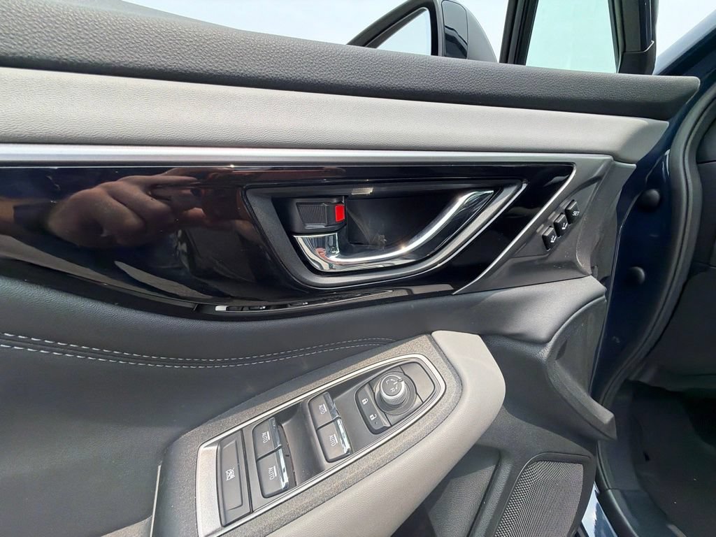 Certified 2024 Subaru Outback Limited AWD/4WD image 9