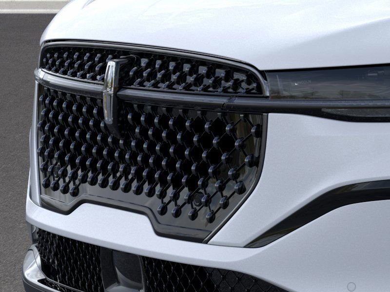 New 2026 Lincoln Nautilus Premier w/ Jet Appearance Package image 17