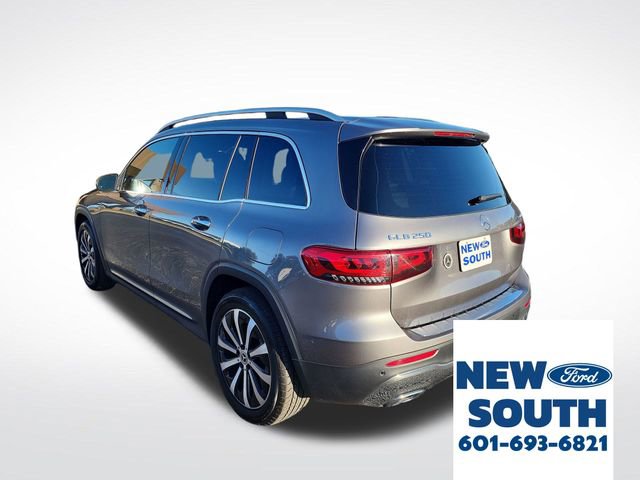 Used 2023 Mercedes-Benz GLB 250 4MATIC image 4