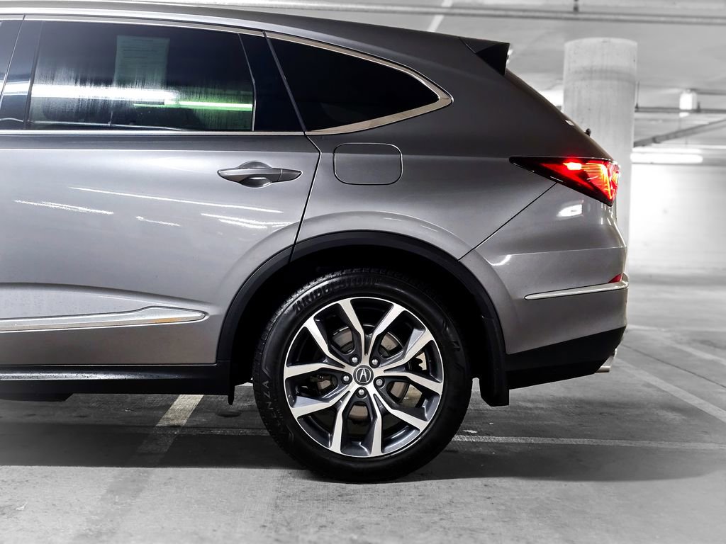 Used 2024 Acura MDX SH-AWD w/ Technology Package image 14