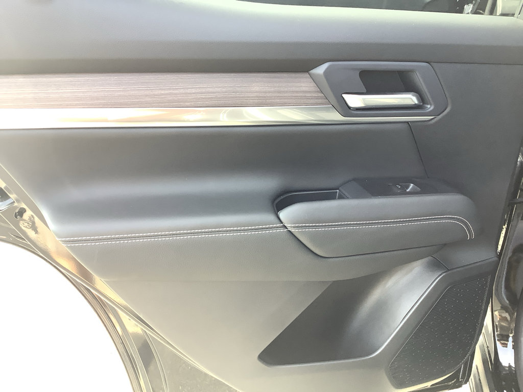 New 2026 GMC Terrain Denali w/ LPO, Floor Liner Package AWD/4WD image 23