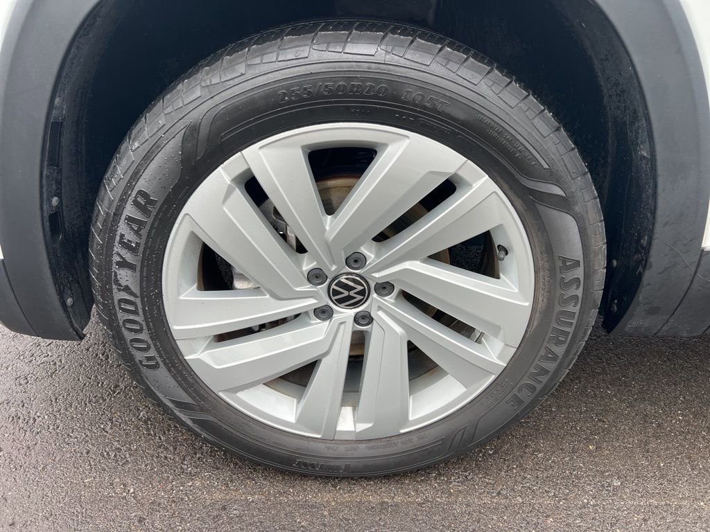 Used 2023 Volkswagen Atlas Cross Sport SE image 7