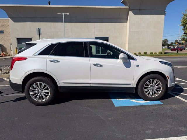 Used 2018 Cadillac XT5 AWD image 7