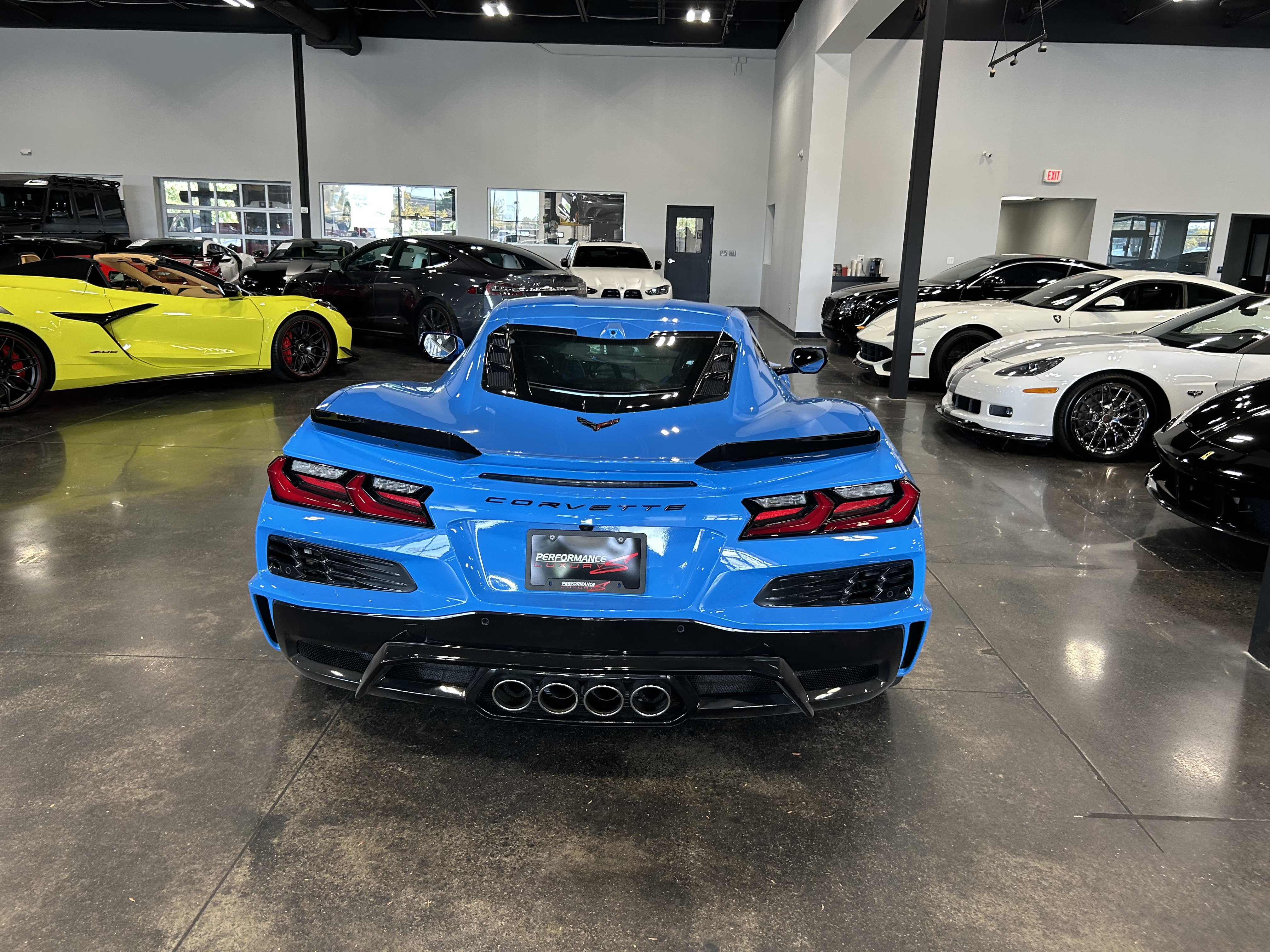 Used 2024 Chevrolet Corvette Z06 RWD image 4