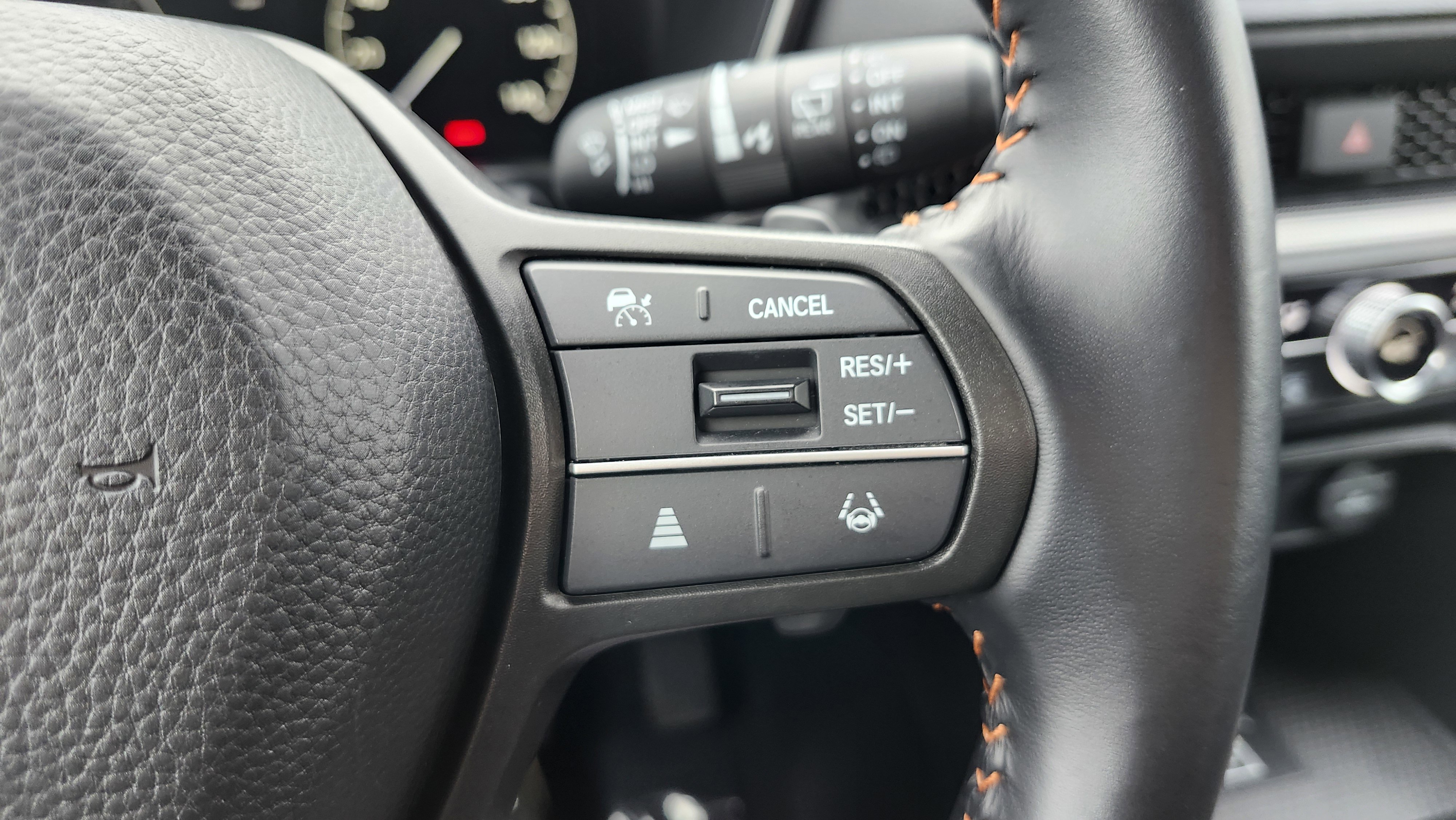 Used 2025 Honda CR-V Sport-L image 39