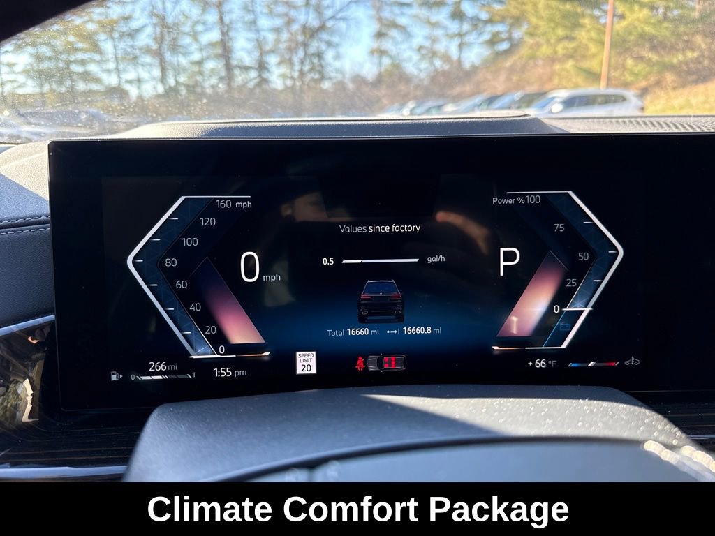 Used 2025 BMW X7 xDrive40i image 17