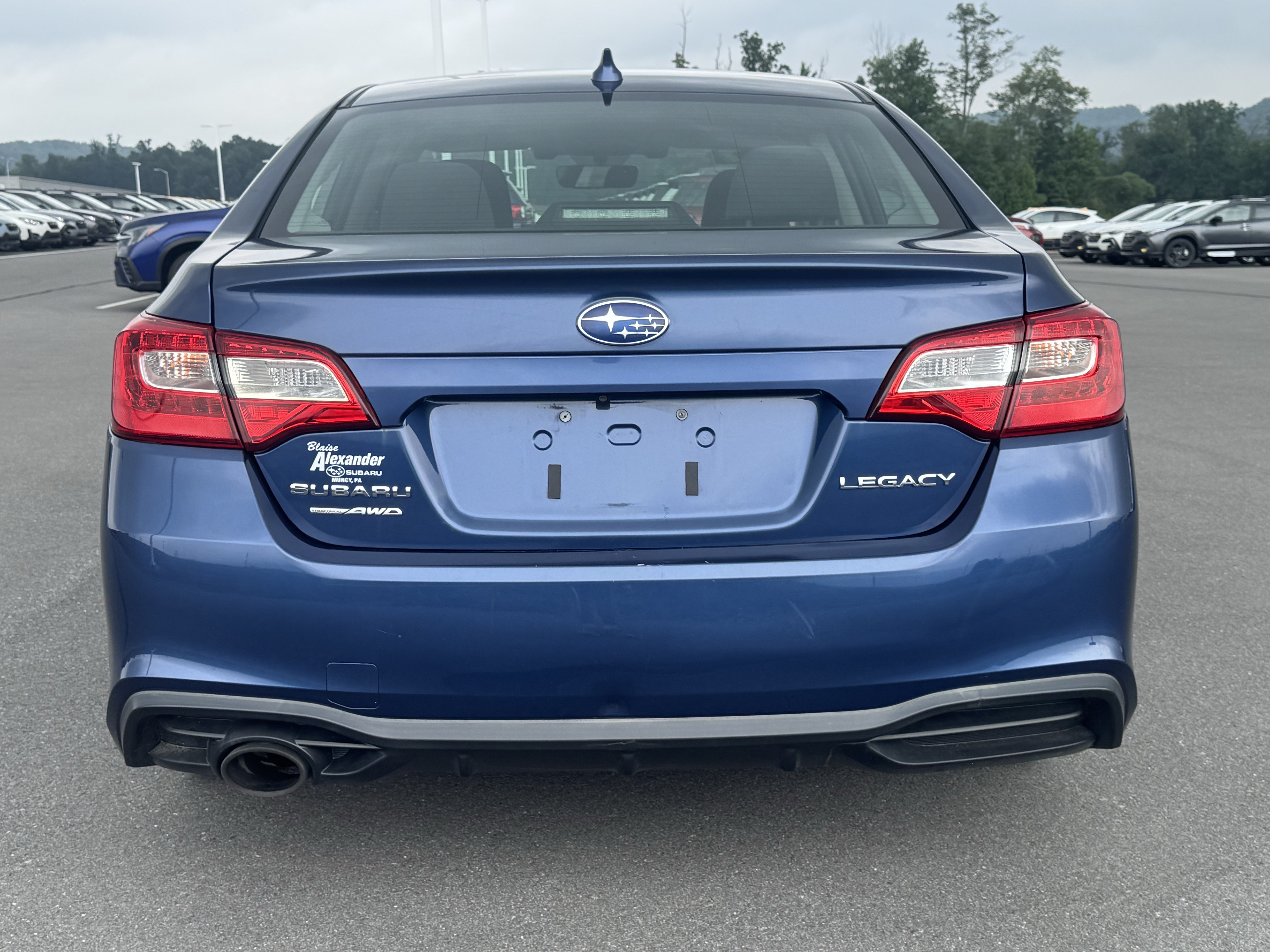 Used 2019 Subaru Legacy 2.5i Premium AWD/4WD image 4