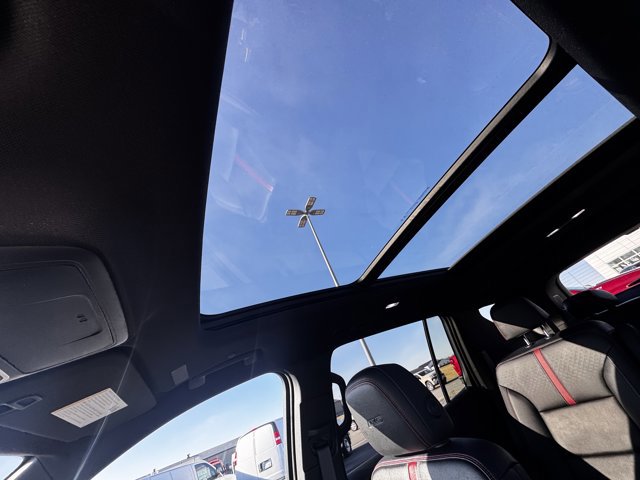 Used 2024 Chevrolet Traverse RS w/ LPO, Floor Liner Package image 21