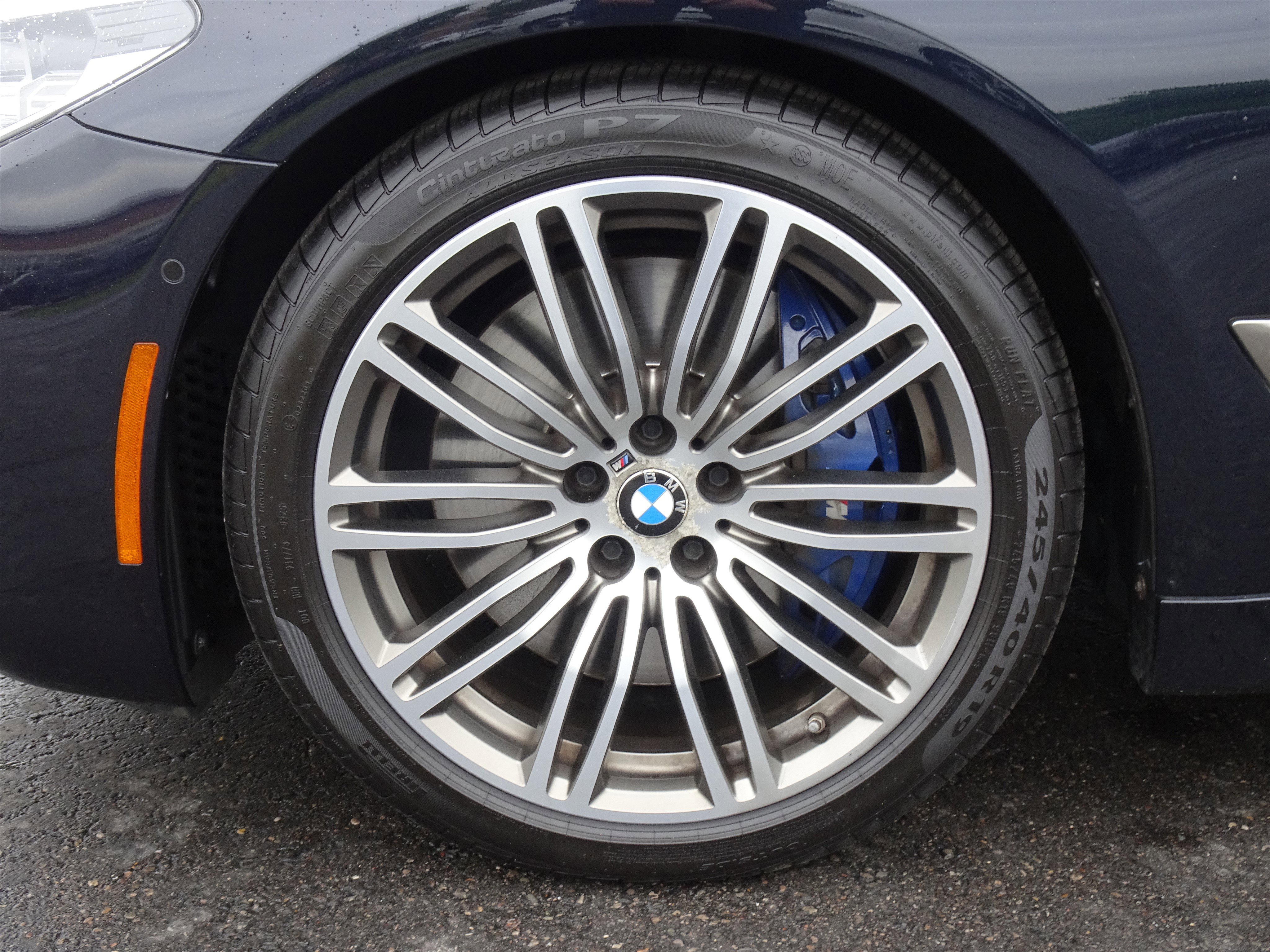 Used 2018 BMW M550i xDrive AWD/4WD image 18