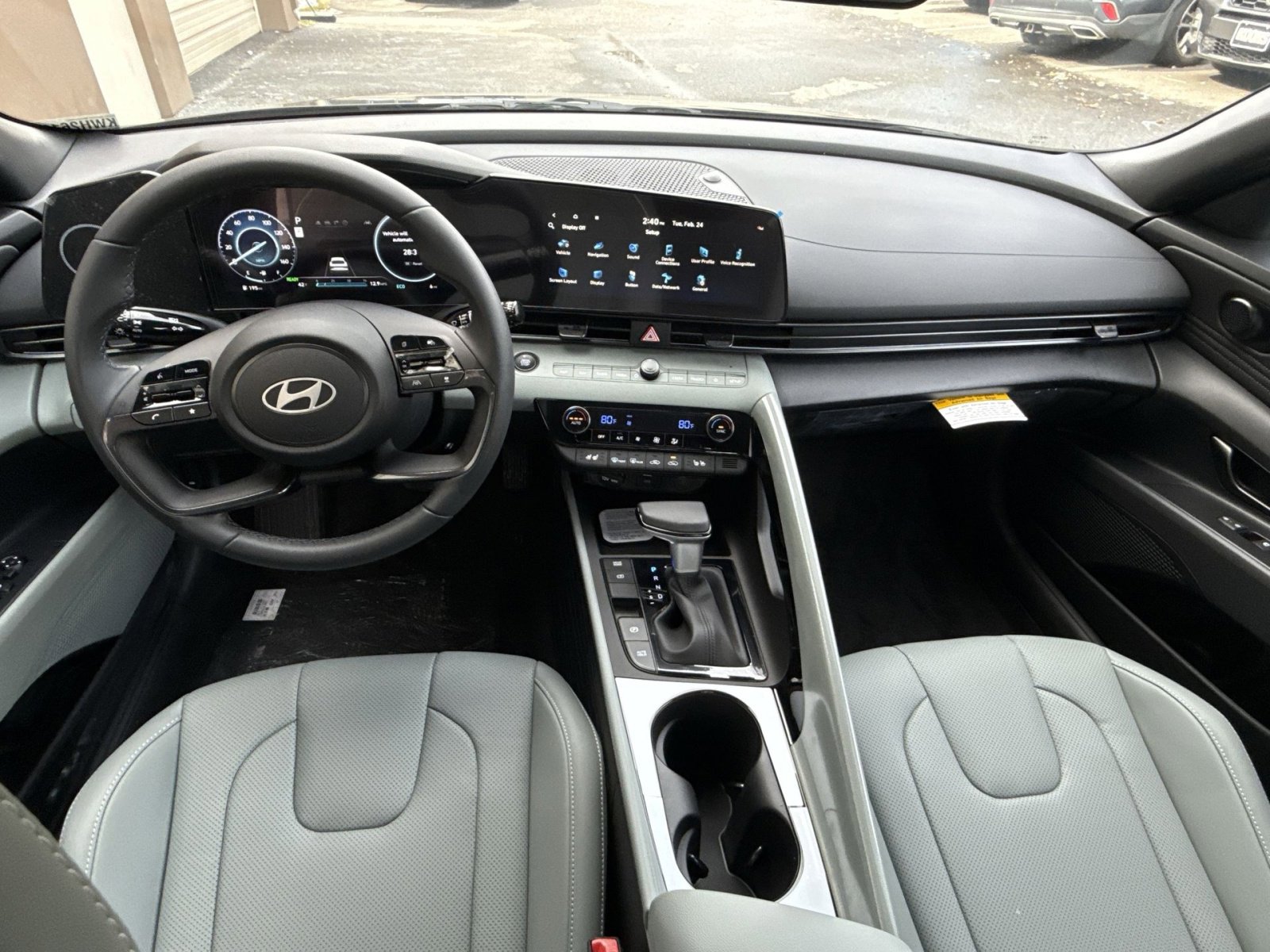 New 2026 Hyundai Elantra Limited image 23