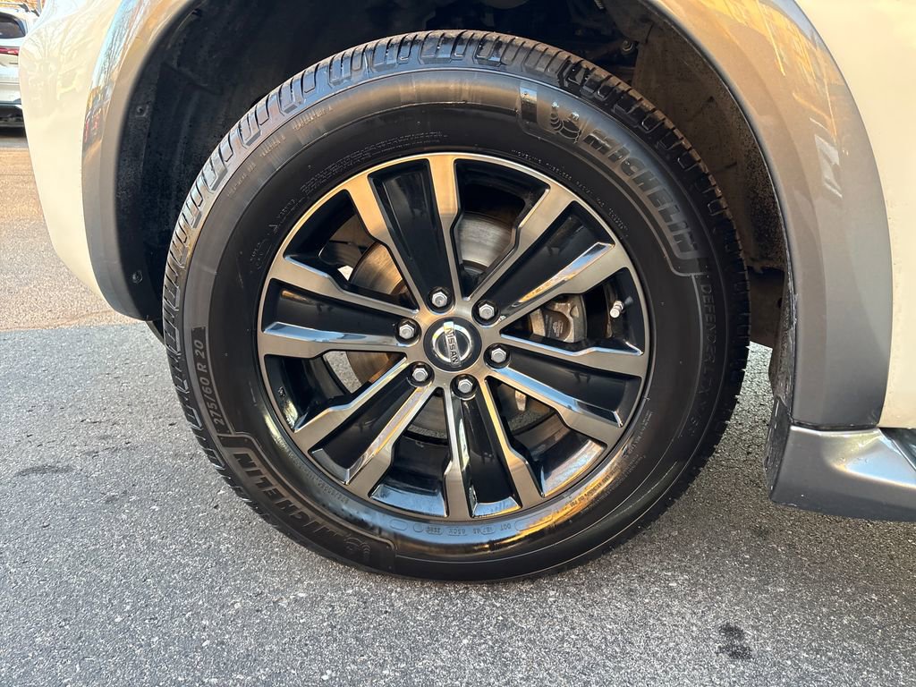 Used 2017 Nissan Armada Platinum image 23