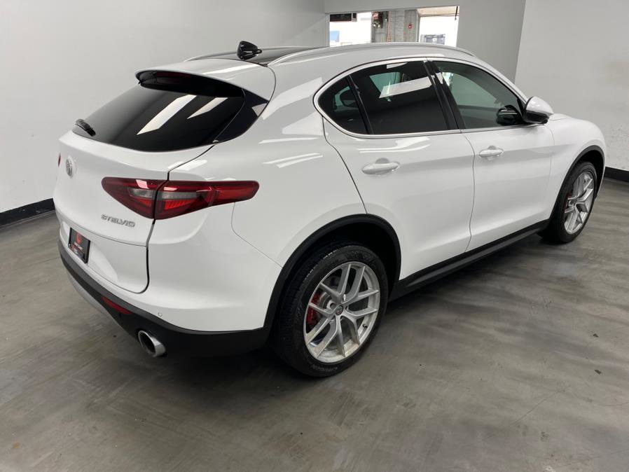 Used 2019 Alfa Romeo Stelvio Ti image 6