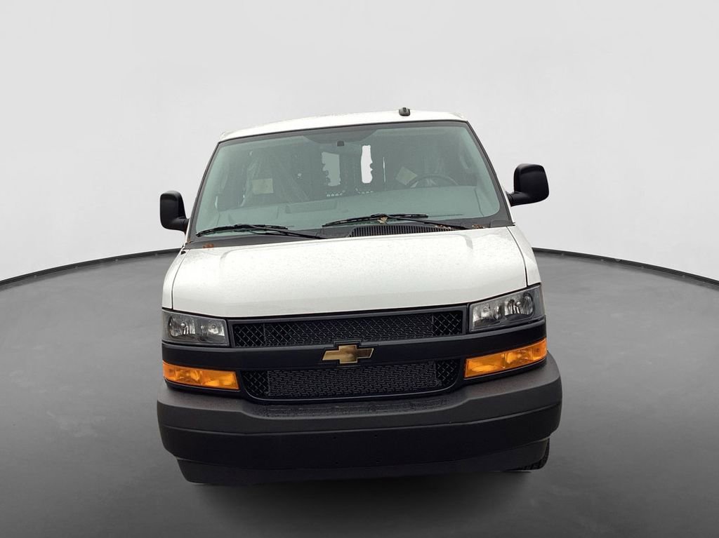 New 2025 Chevrolet Express 2500 video 2