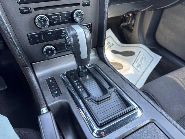 Used 2014 Ford Mustang Convertible RWD image 18