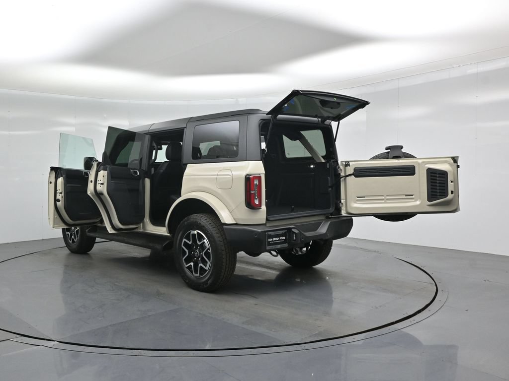 New 2026 Ford Bronco Outer Banks AWD/4WD image 33