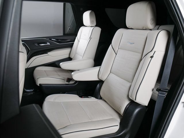 Used 2022 Cadillac Escalade Sport w/ Touring Package AWD/4WD image 12