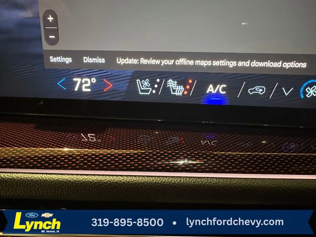 Used 2024 Chevrolet Traverse RS w/ LPO, Floor Liner Package AWD/4WD image 15