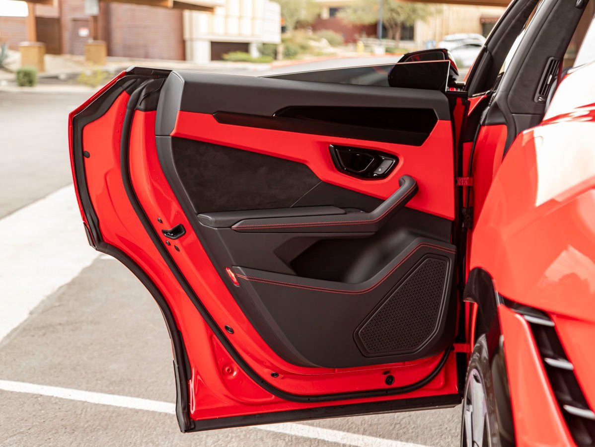 Used 2024 Lamborghini Urus S image 18