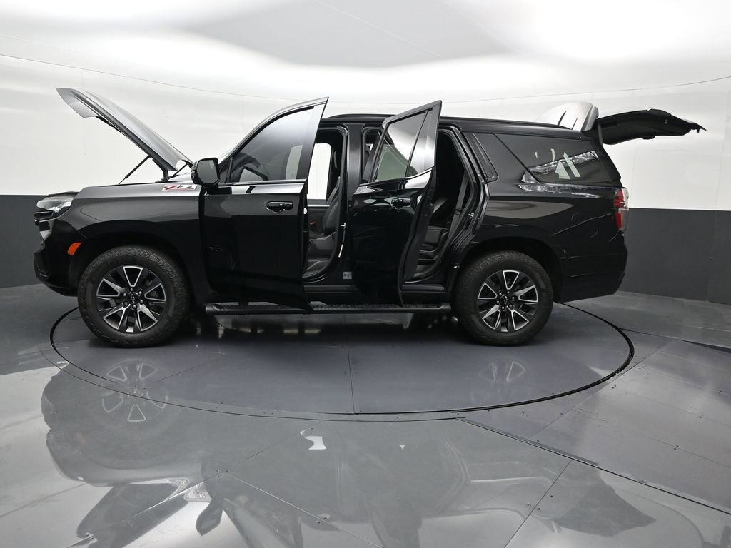Used 2024 Chevrolet Tahoe Z71 w/ Luxury Package image 34