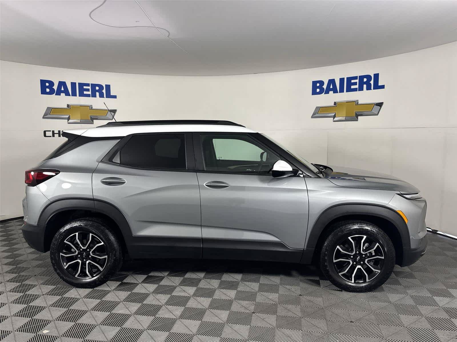 Used 2025 Chevrolet TrailBlazer ACTIV w/ Driver Confidence Package AWD/4WD image 6