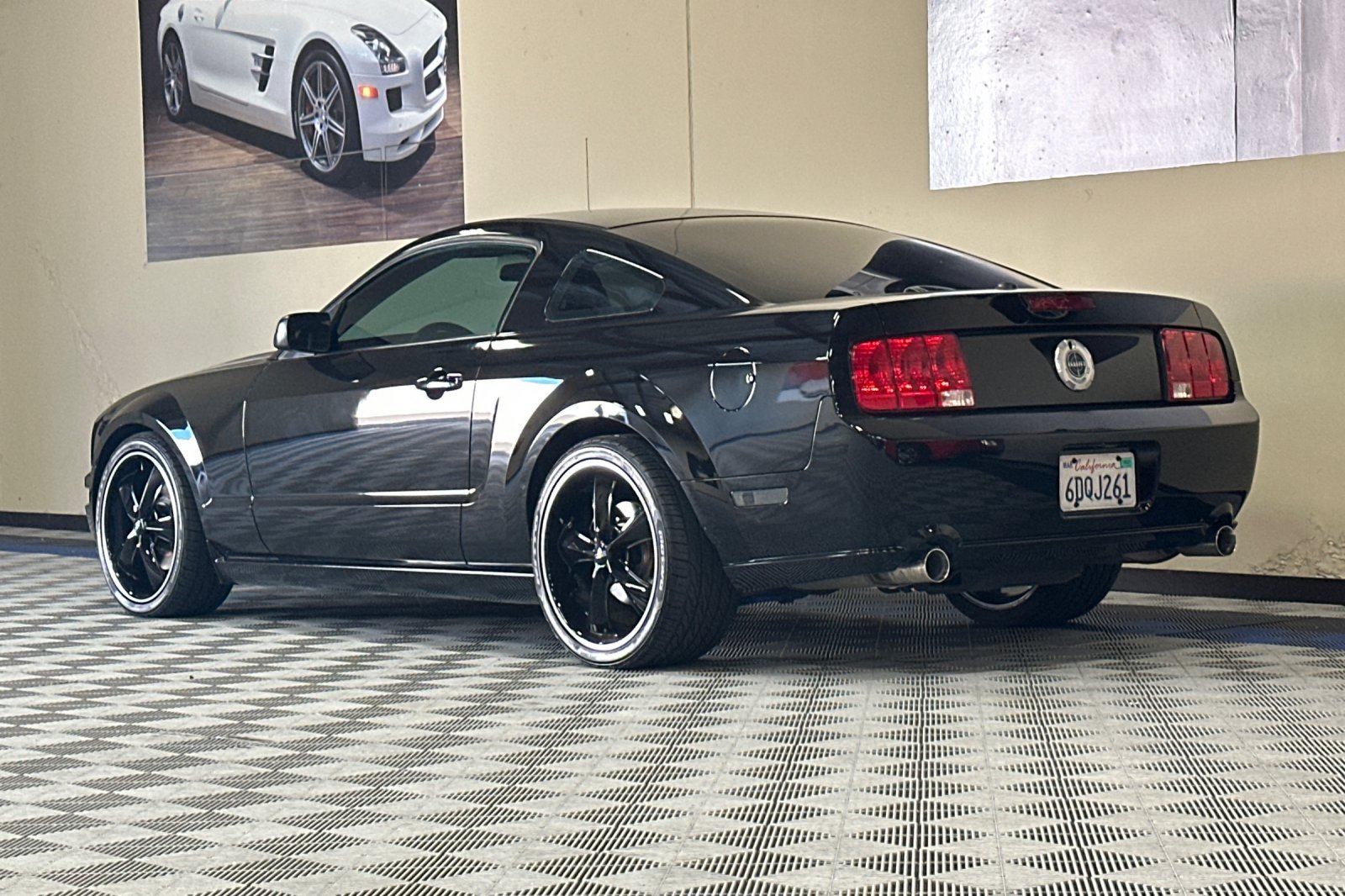 Used 2008 Ford Mustang GT Premium RWD image 6