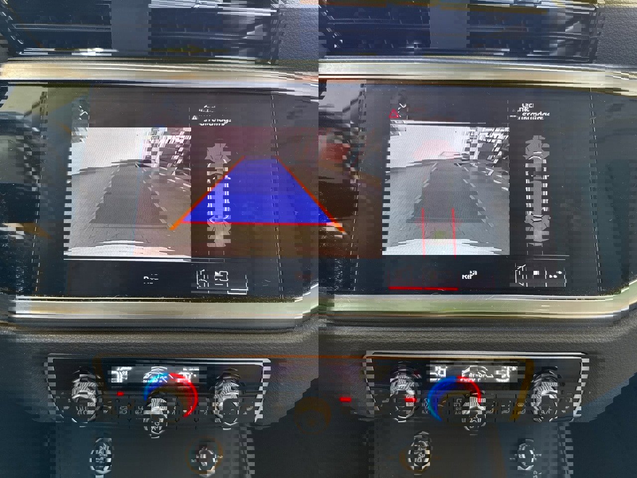 Used 2022 Audi Q3 2.0T Premium w/ Convenience Package image 27