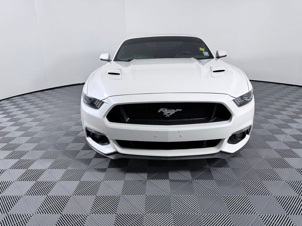 Used 2017 Ford Mustang GT Premium image 3