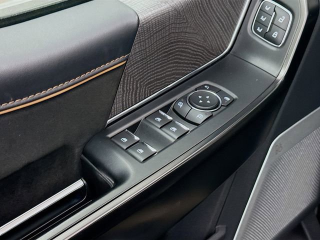 Used 2022 Ford F150 Platinum w/ Equipment Group 701A High image 18