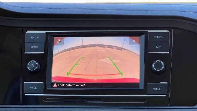 Used 2023 Volkswagen Jetta SE image 90