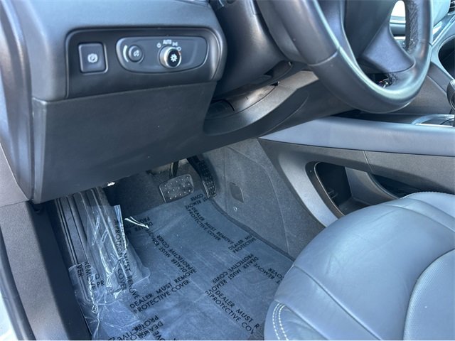 Used 2019 Buick Enclave Essence image 33