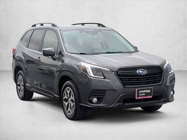 Used 2022 Subaru Forester Premium AWD/4WD image 3