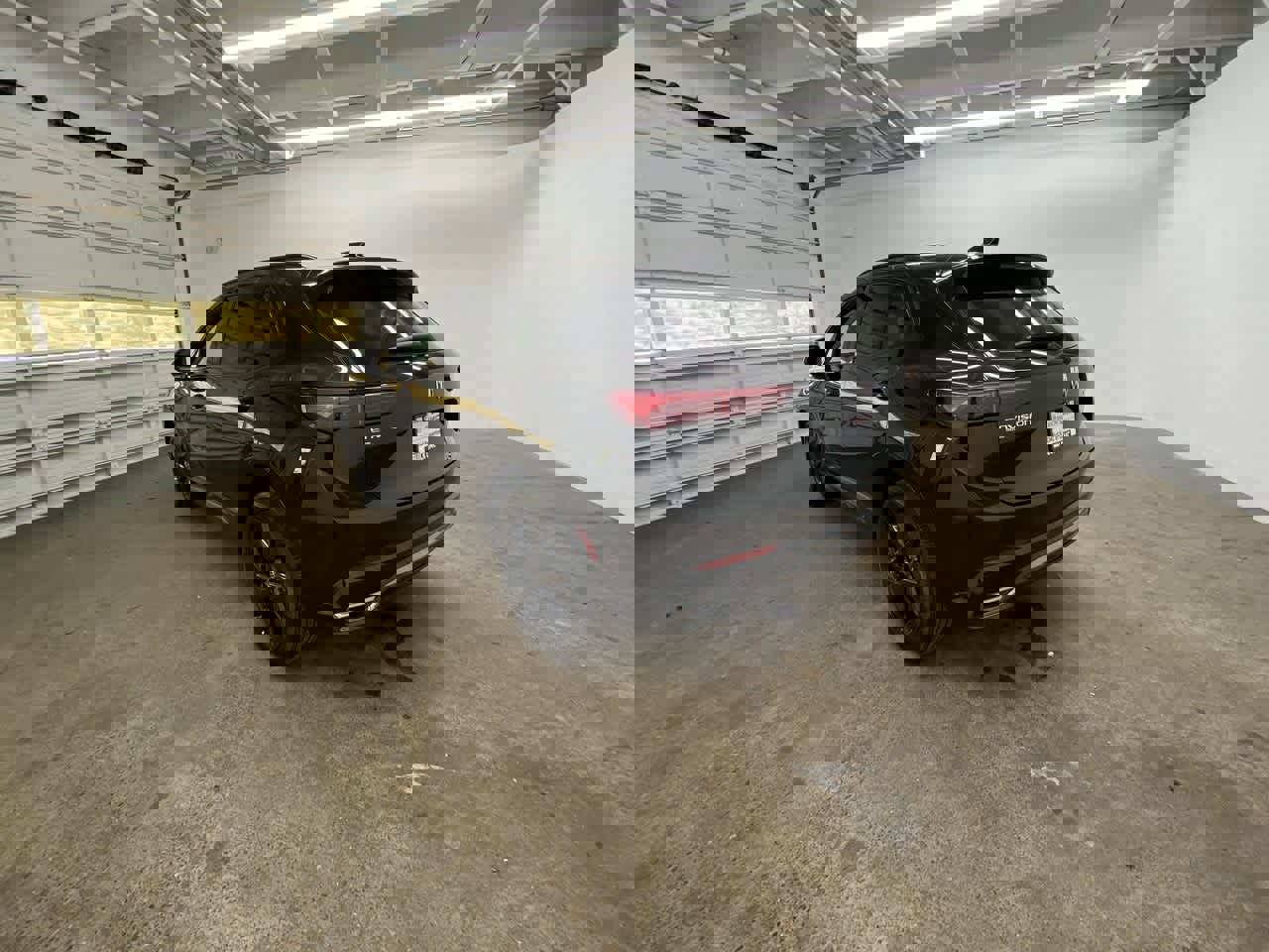 Used 2025 Buick Envision Sport Touring image 4