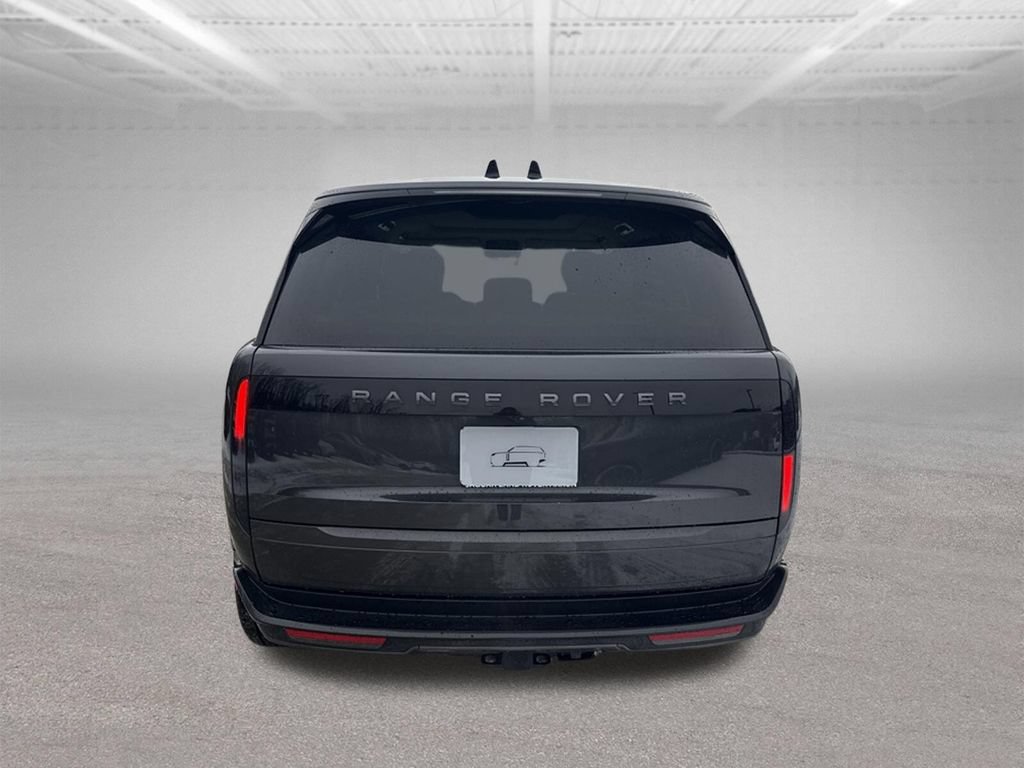 New 2026 Land Rover Range Rover Long Wheelbase SE AWD/4WD image 16