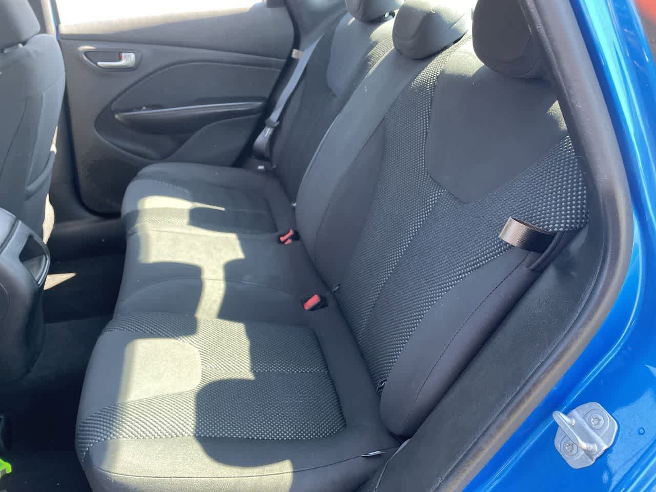 Used 2016 Dodge Dart SE w/ Convenience Group FWD image 18