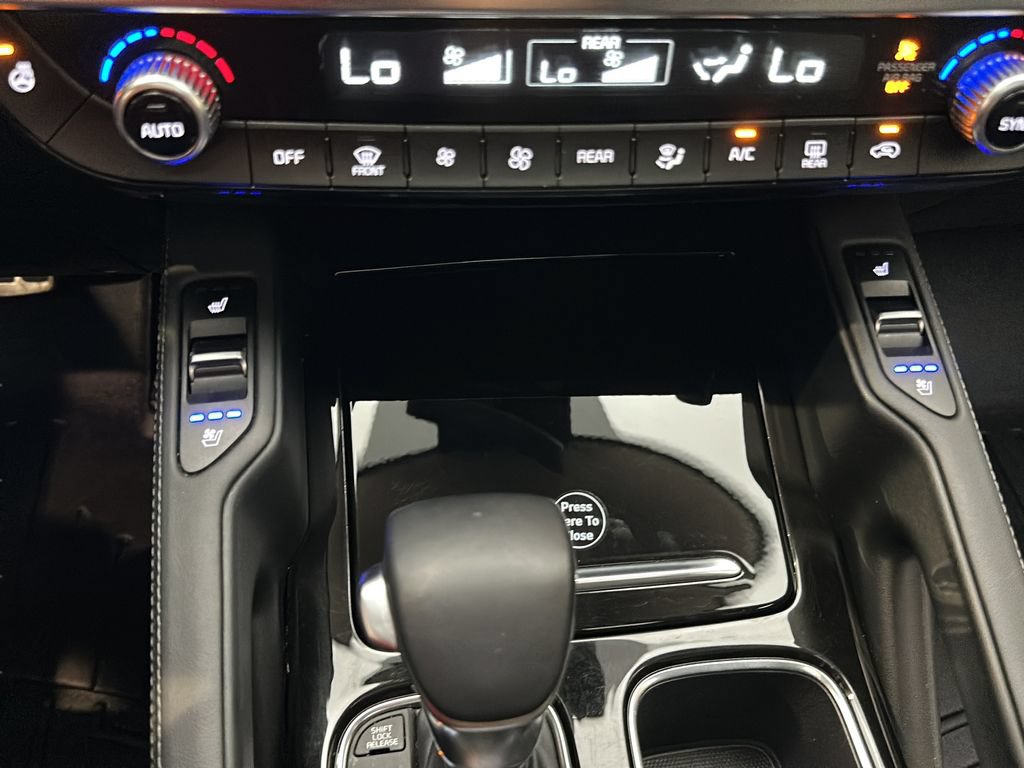 Used 2020 Kia Telluride SX w/ SX Prestige Package AWD/4WD image 37